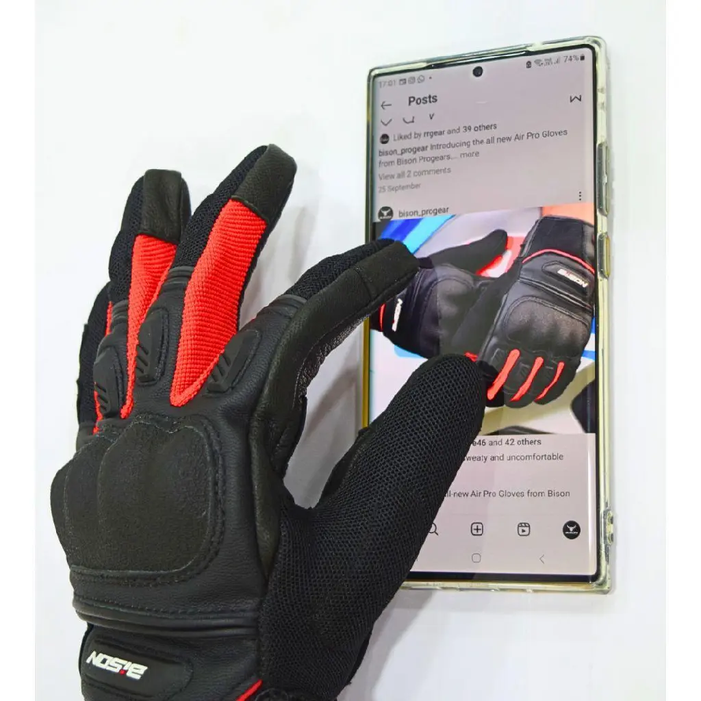 7-RidingGloves.webp